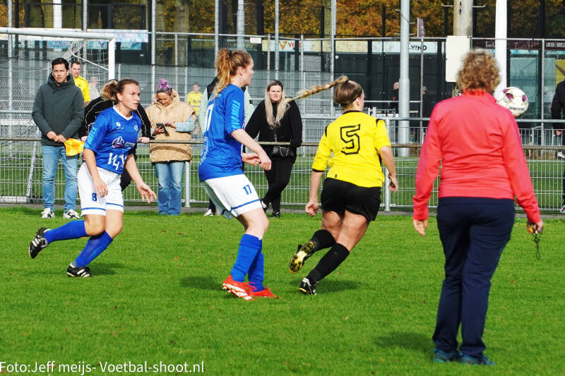 foto_jeff-meijs-voetbal-shoot-nl-39-standard.jpg