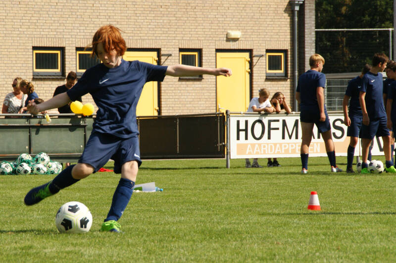fotojeffmeijsvoetbal-shootnl02-09-202261jpg-1.jpg