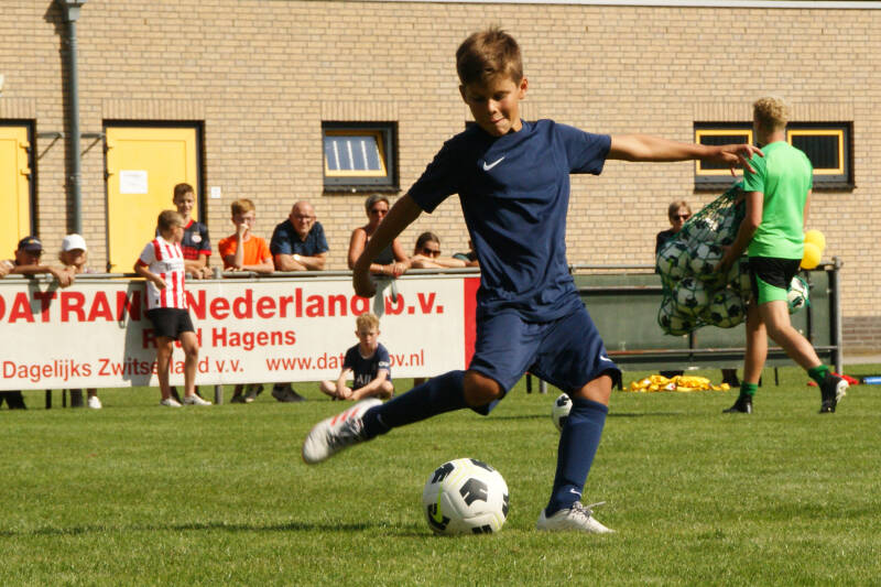 fotojeffmeijsvoetbal-shootnl02-09-202290jpg-1.jpg
