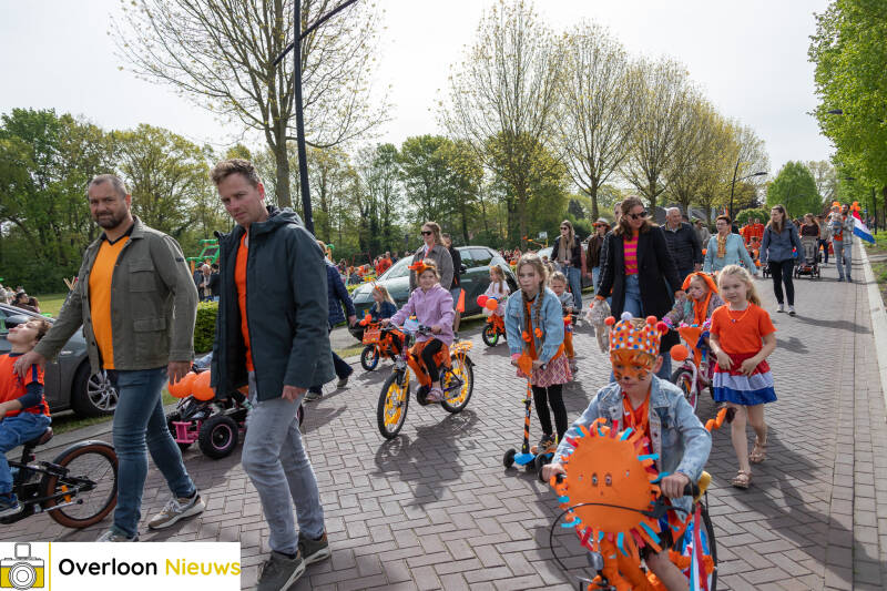 geslaagde-koningsdag-feest-voor-jong-en-oud-27-04-2026-19-standard.jpg
