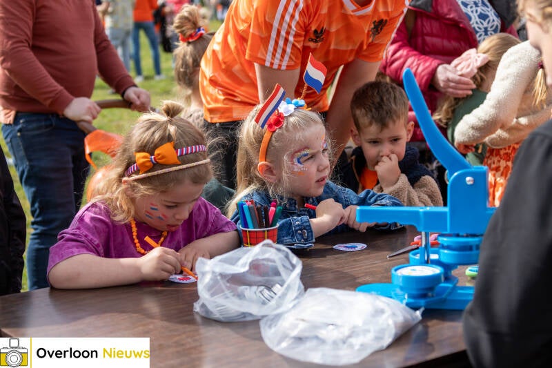 geslaagde-koningsdag-feest-voor-jong-en-oud-27-04-2026-38-standard.jpg