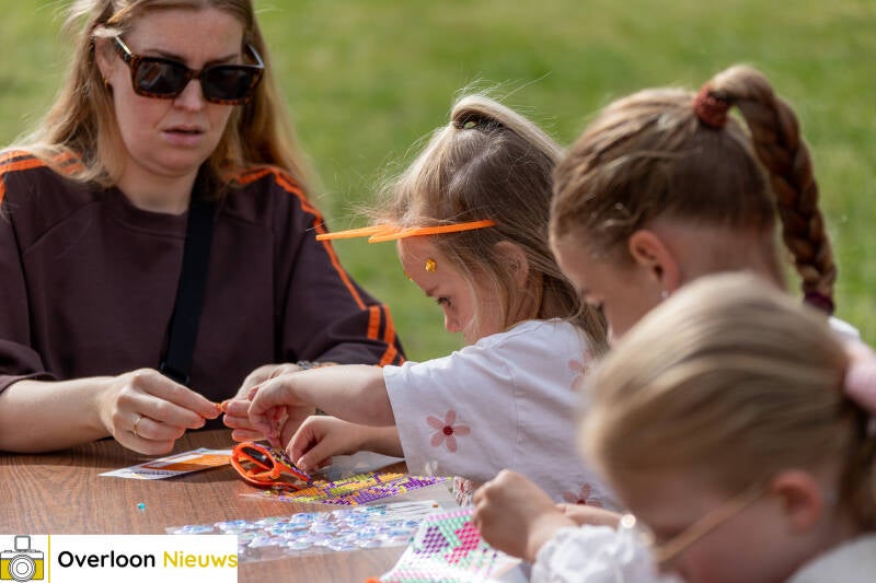 geslaagde-koningsdag-feest-voor-jong-en-oud-27-04-2026-53-standard.jpg