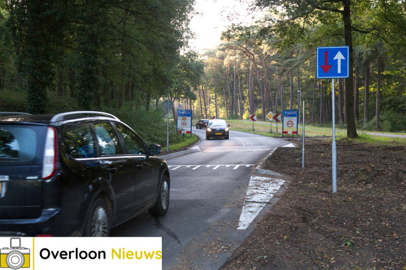 gevaarlijkewegversmallingvenrayseweg07-10-2022-6.jpg