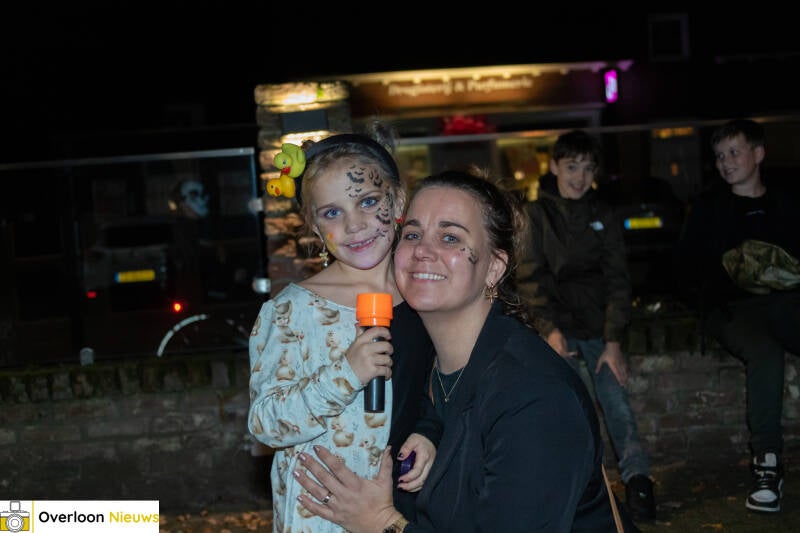 griezelige-tocht-vol-hartkloppingen-maar-iedereen-komt-veilig-thuis-25-10-2024-45-standard-iujbvx.jpg