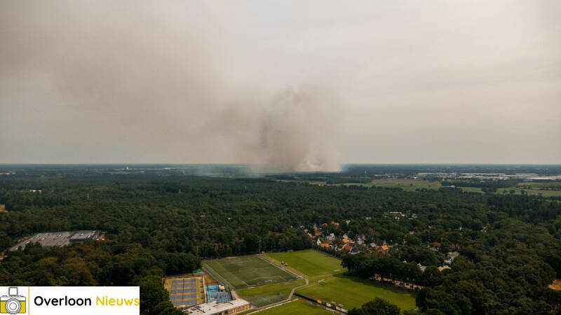 grote-natuurbrand-in-oostrum_-rookpluim-goed-zichtbaar-vanuit-overloon-03-08-2026-1-standard-10oxk6.jpg