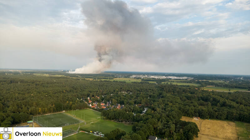grote-natuurbrand-in-oostrum_-rookpluim-goed-zichtbaar-vanuit-overloon-03-08-2026-7-standard.jpg