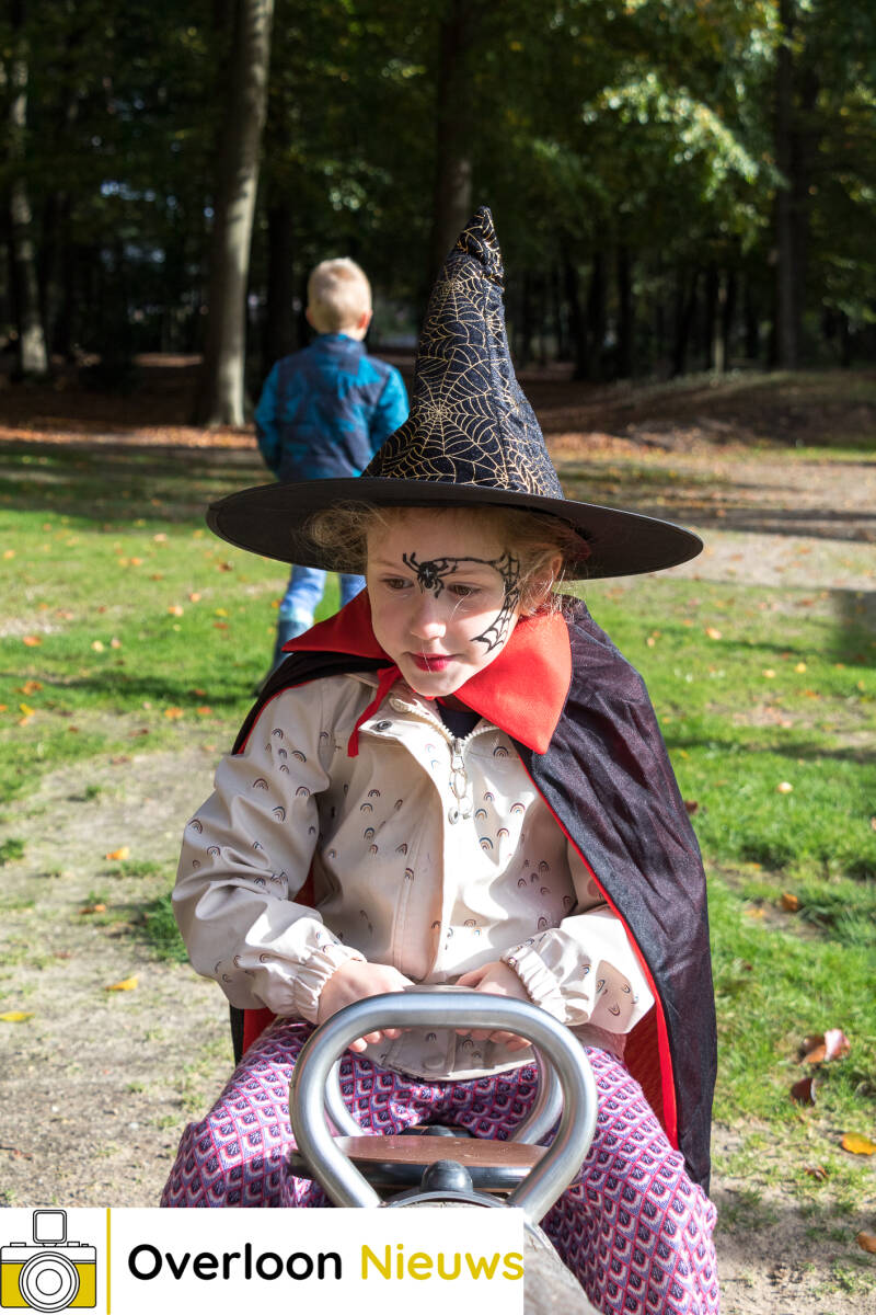 halloweenherfstpartyspeeltuingewoonbuiten28-10-2023-6.jpg
