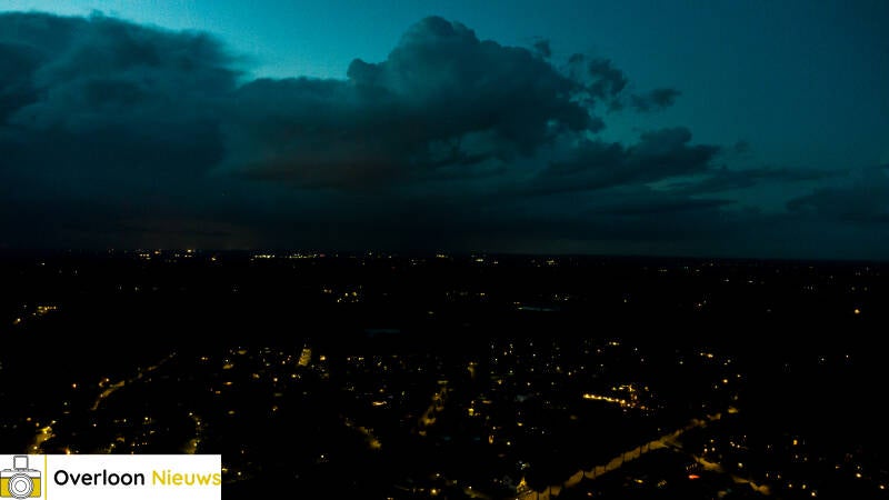 het-bliksemt-boven-overloon-20-08-2026-2-standard.jpg