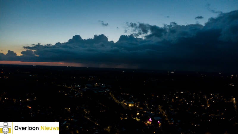 het-bliksemt-boven-overloon-20-08-2026-5-standard.jpg