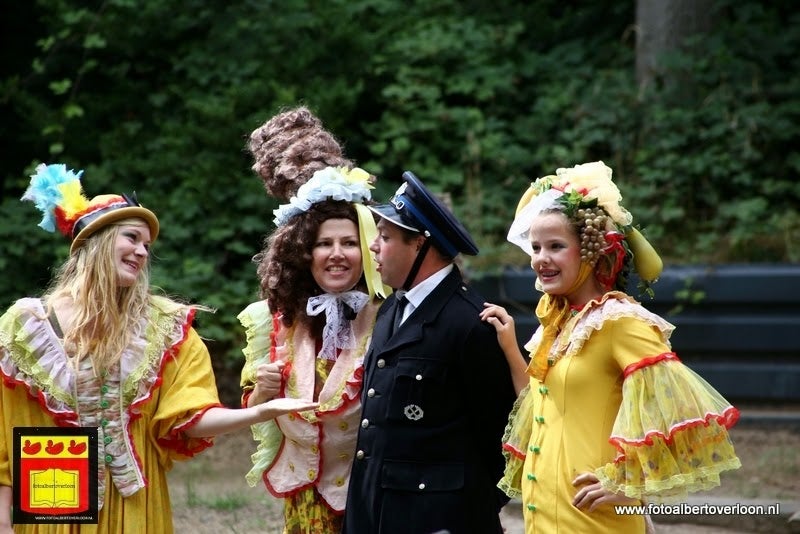 Roodkapje Openluchttheater Overloon 31-07-2013 (35).JPG