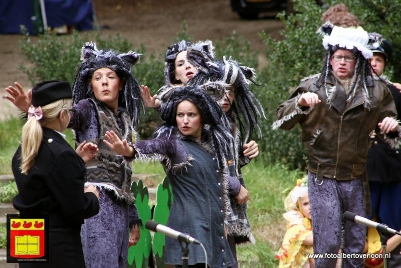 Roodkapje Openluchttheater Overloon 31-07-2013 (64).JPG