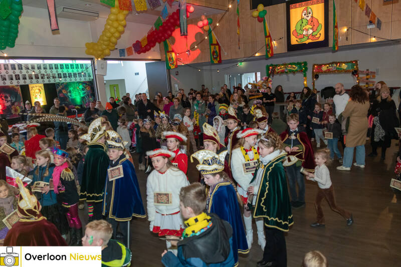 jeugdcarnaval-de-huibuuke-viert-66-jarig-jubileum-08-02-2025-009-standard.jpg