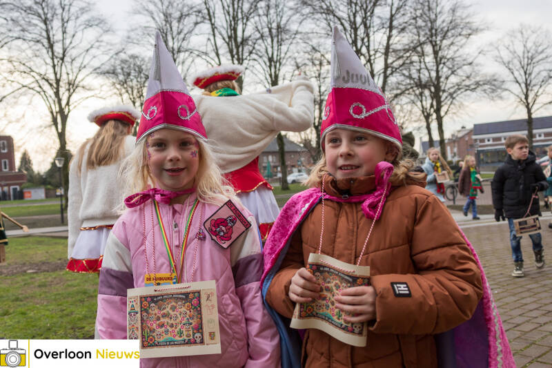 jeugdcarnaval-de-huibuuke-viert-66-jarig-jubileum-08-02-2025-017-standard.jpg