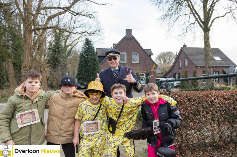 jeugdcarnaval-de-huibuuke-viert-66-jarig-jubileum-08-02-2025-039-standard.jpg