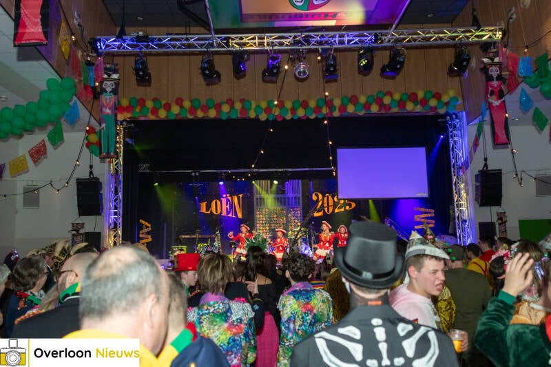 jeugdcarnaval-de-huibuuke-viert-66-jarig-jubileum-08-02-2025-120-standard.jpg