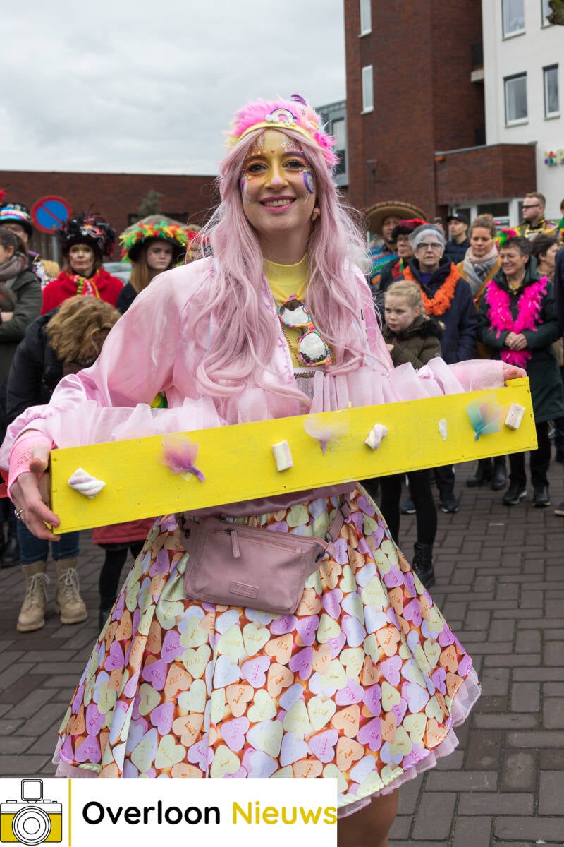 kleurrijke-carnavalsoptocht-brengt-vreugde-en-gezelligheid-11-02-2024--112.jpg