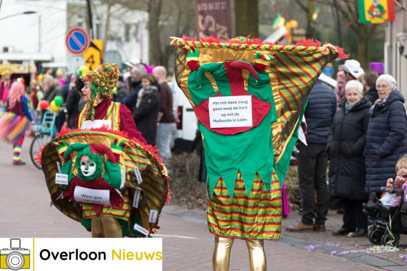 kleurrijke-carnavalsoptocht-brengt-vreugde-en-gezelligheid-11-02-2024--61.jpg