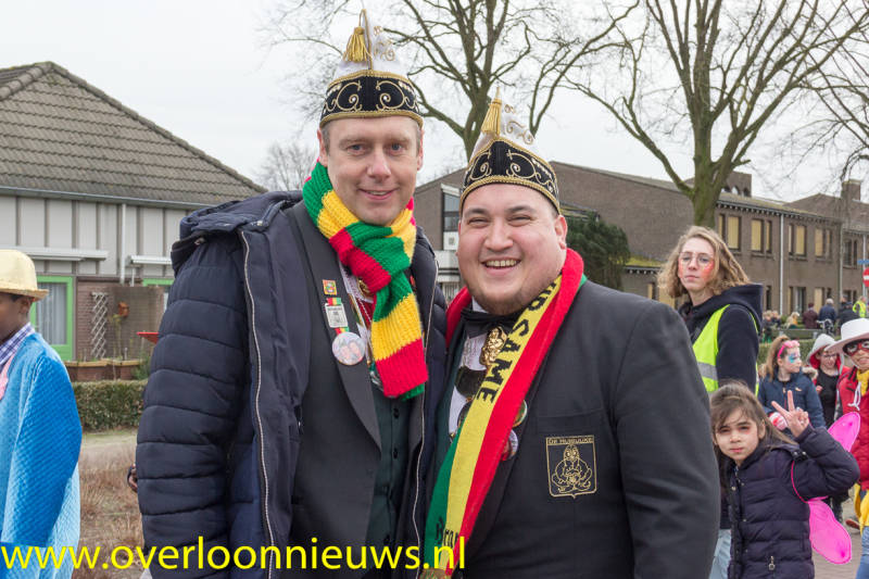 kleurrijkeoptochtJosefschool21-02-2020--14.jpg