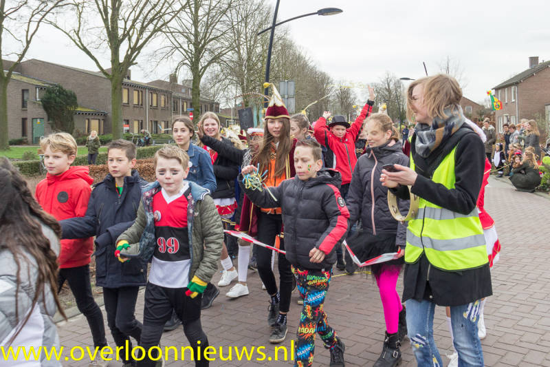 kleurrijkeoptochtJosefschool21-02-2020--33.jpg