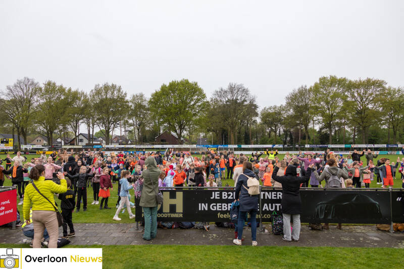 koningsspelen-in-overloon_-een-sportieve-ochtend-ondanks-het-weer-17-04-2025-16-standard.jpg