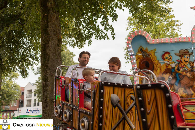 lo-nse-kermis-officieel-van-start-met-feestelijke-opening-15-08-2026-18-standard.jpg