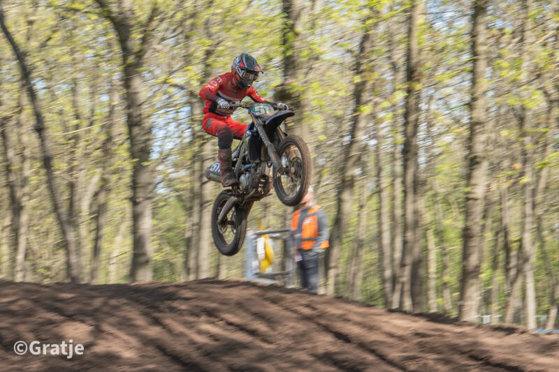 motorcross-overloon-april-2026-75-standard-7cz5eu.jpg