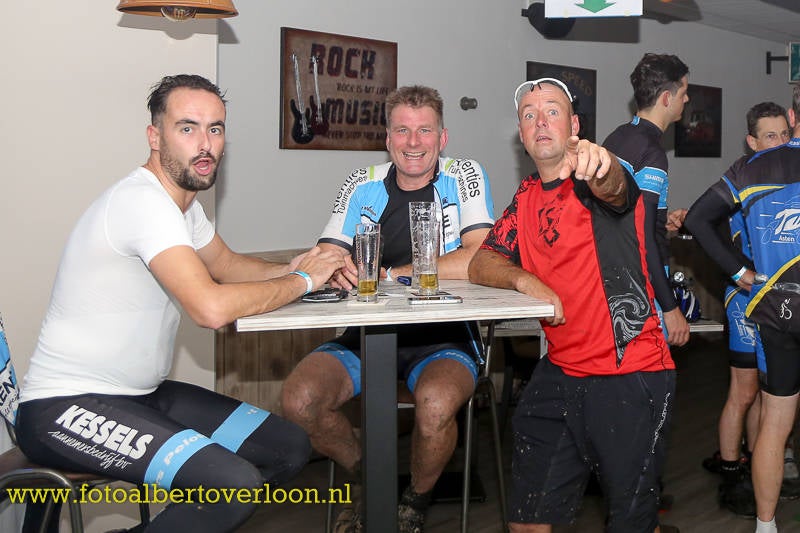 nightbiketocht88.jpg