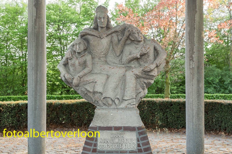 Nationale Dodenherdenking overloon