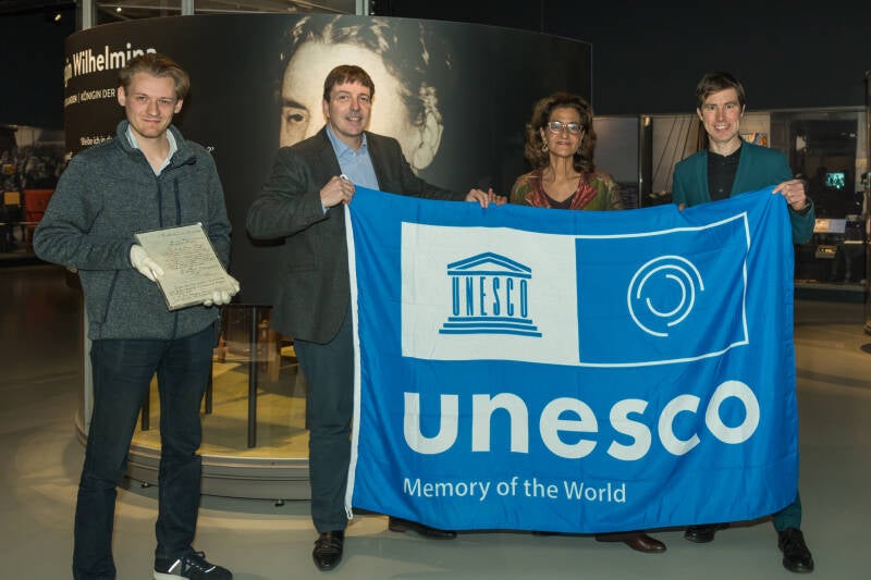 overhandigingunesco-vlag15-12-2023--22-2.jpg