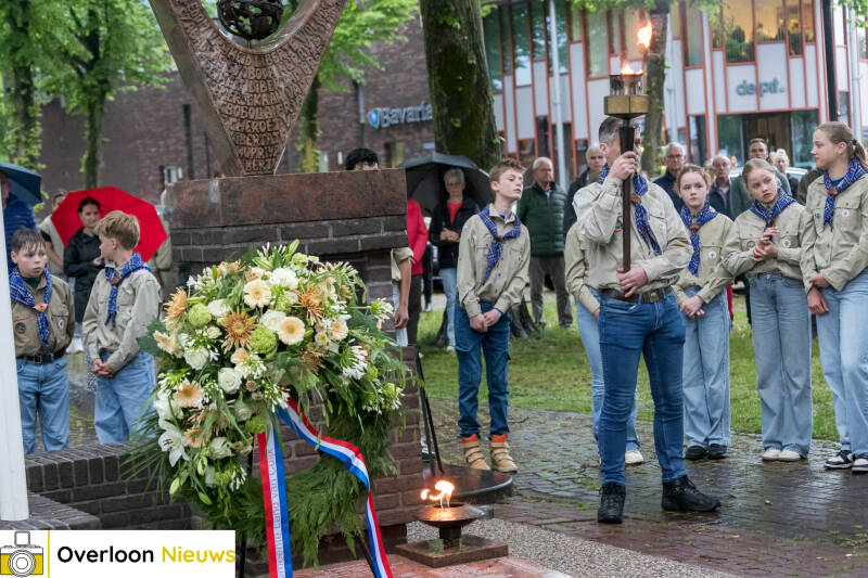 overloon-herdenkt-slachtoffers-tweede-wereldoorlog-en-staat-stil-bij-vrijheid-04-05-2026-22-standard.jpg