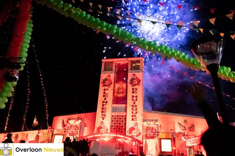 overloons-elfde-van-de-elfde-pleinfeest-groeit-uit-tot-de-carnavalsopener-in-brabant-11-11-2024-298-standard.jpg