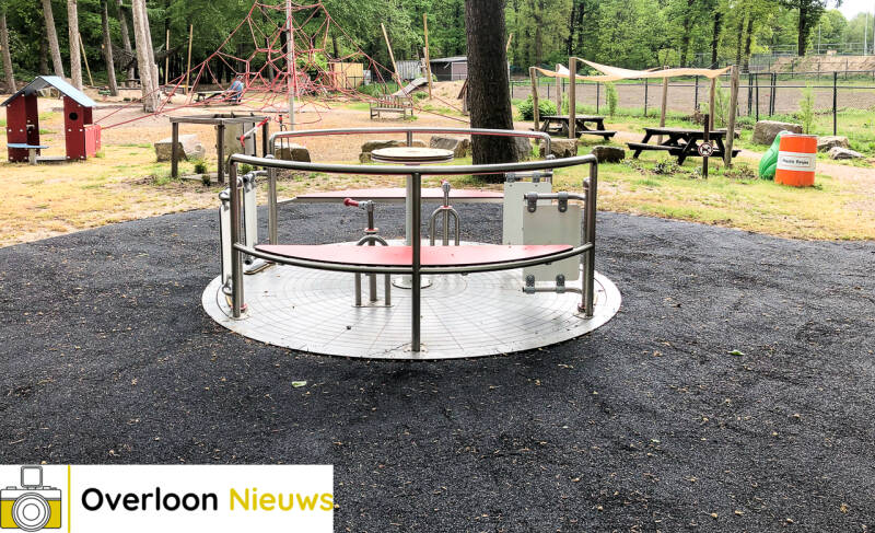 rolstoeldraaimolenSpeeltuin01-05-2020--1.jpg