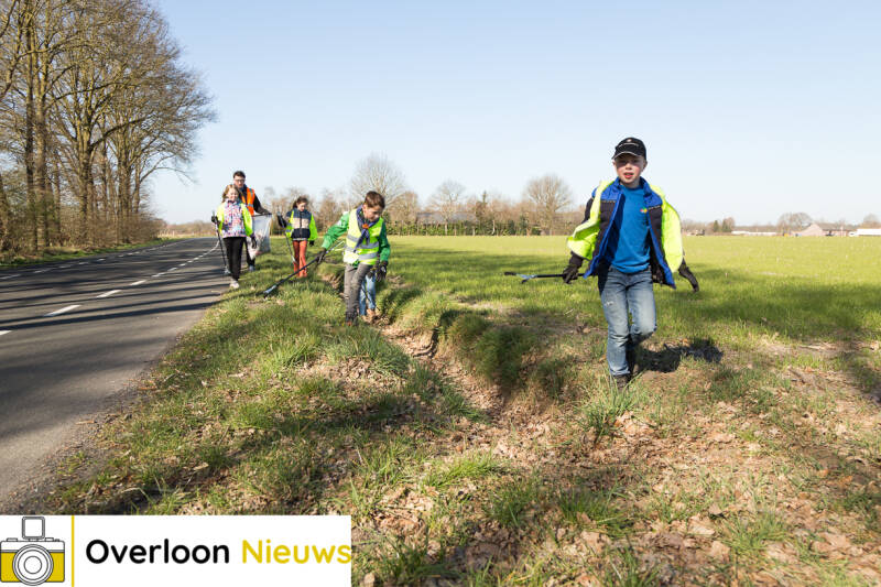 scouting-helpt-een-handje-bij-landelijke-opschoondag19-03-2022--1.jpg