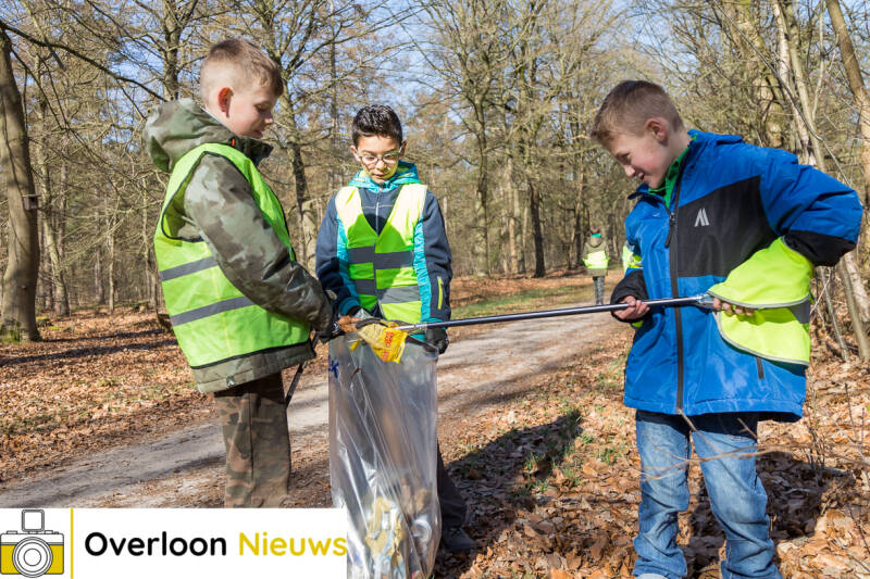 scouting-helpt-een-handje-bij-landelijke-opschoondag19-03-2022--6.jpg
