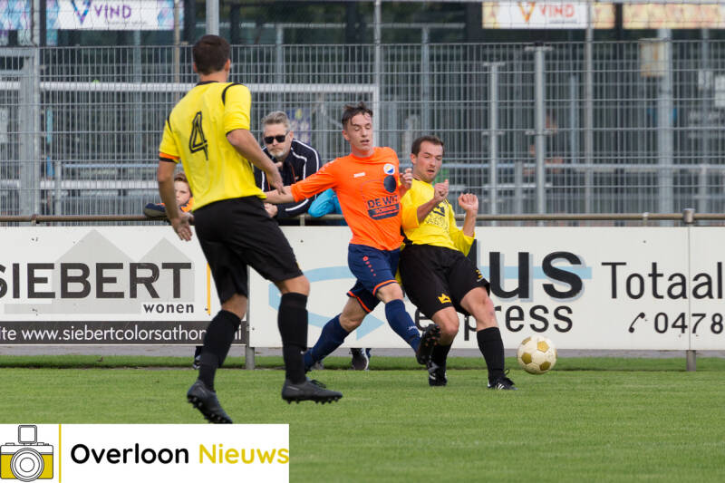 seizoensopeningsss18enhuldigingjubilarissen25-09-2022---15.jpg