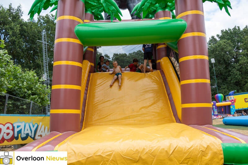 springen-klimmen-en-glijden_-kinderen-beleven-volop-plezier-bij-kidsplayland-25-07-2026-12-standard.jpg