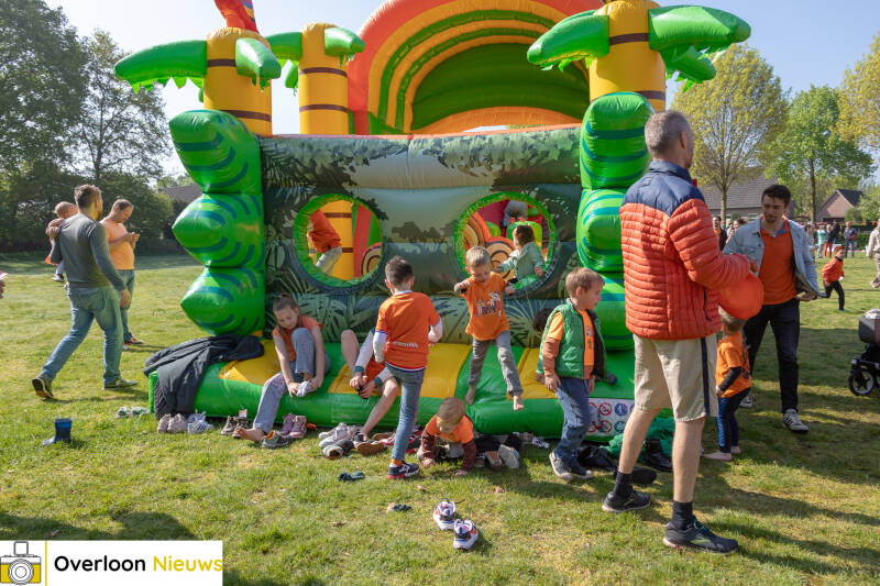 stichting-oranjefeesten-overloon-kijkt-terug-op-geslaagde-koningsdag-26-04-2025-54-standard.jpg