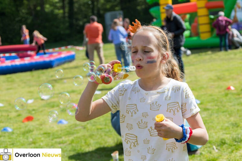 stichting-oranjefeesten-overloon-kijkt-terug-op-geslaagde-koningsdag-26-04-2025-92-standard.jpg