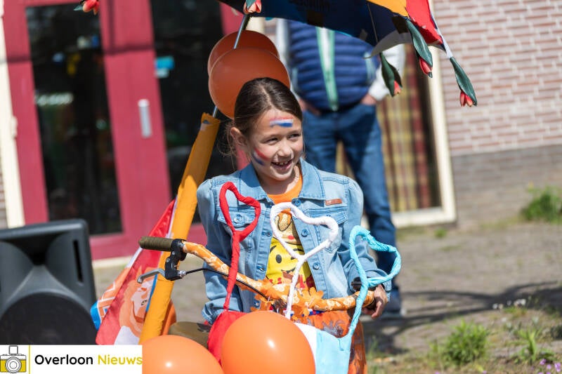 stichting-oranjefeesten-overloon-kijkt-terug-op-geslaagde-koningsdag-26-04-2025-93-standard.jpg