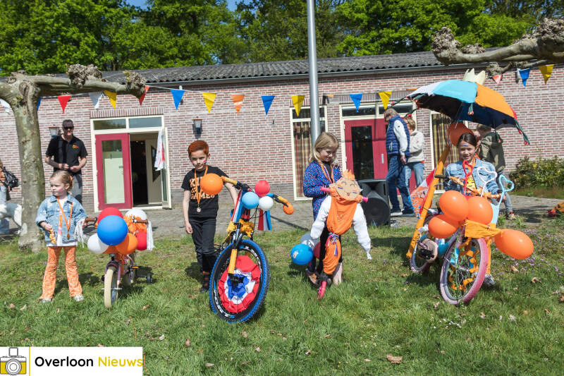 stichting-oranjefeesten-overloon-kijkt-terug-op-geslaagde-koningsdag-26-04-2025-97-standard.jpg