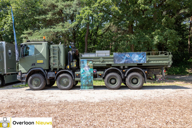 veteranen-uit-land-van-cuijk-komen-bijeen-tijdens-veteranendag-in-overloon-20-06-2026-17-standard.jpg