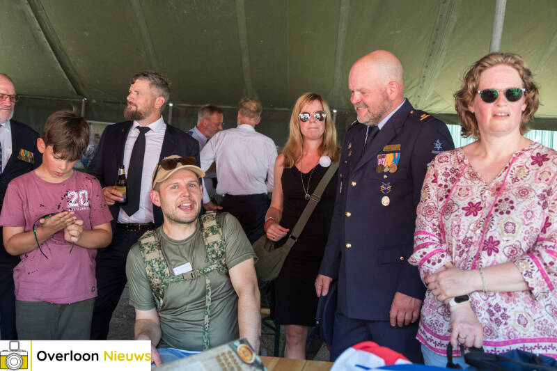 veteranen-uit-land-van-cuijk-komen-bijeen-tijdens-veteranendag-in-overloon-20-06-2026-19-standard.jpg