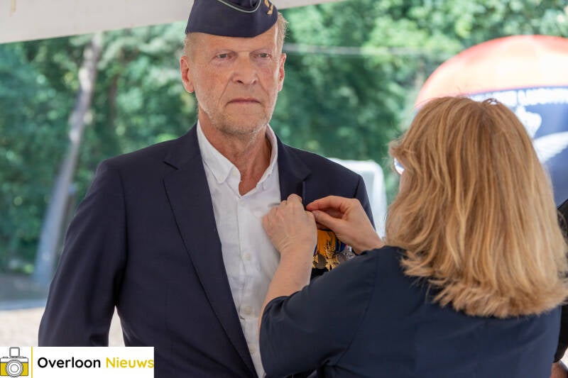 veteranen-uit-land-van-cuijk-komen-bijeen-tijdens-veteranendag-in-overloon-20-06-2026-42-standard.jpg