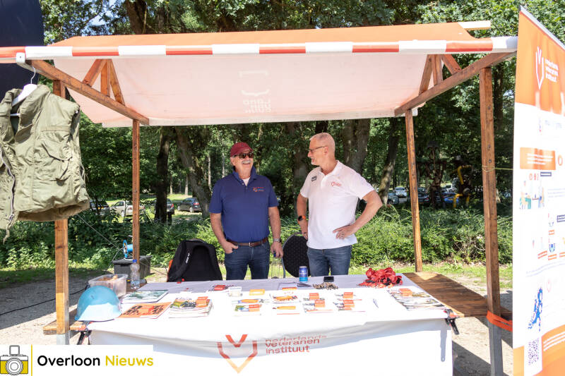 veteranen-uit-land-van-cuijk-komen-bijeen-tijdens-veteranendag-in-overloon-20-06-2026-57-standard.jpg