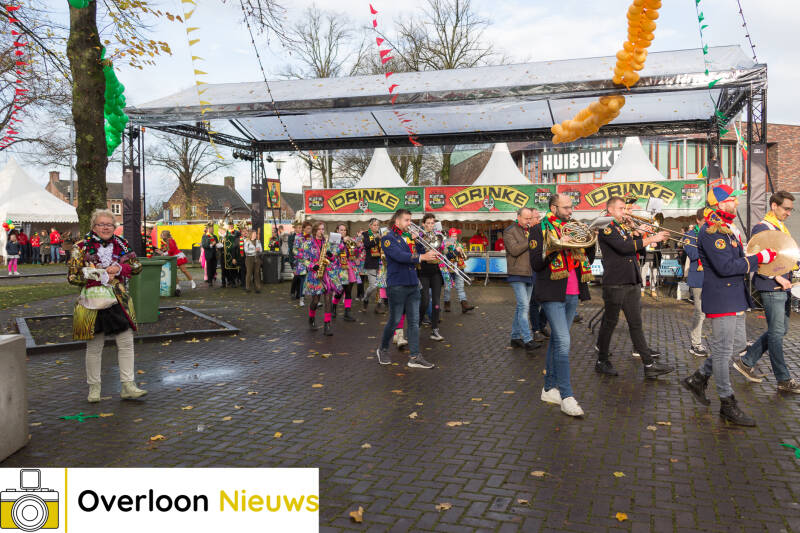 vijfdeeditiepleinfeestvordekerkoptplein11-11-2023-2.jpg