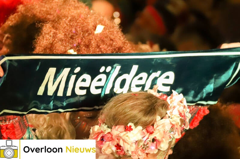 vijfdeeditiepleinfeestvordekerkoptplein11-11-2023-305.jpg