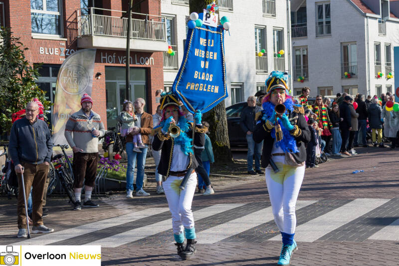 vrolijke-carnavalsoptocht-brengt-kleur-en-vreugde-02-03-2025-047-standard.jpg