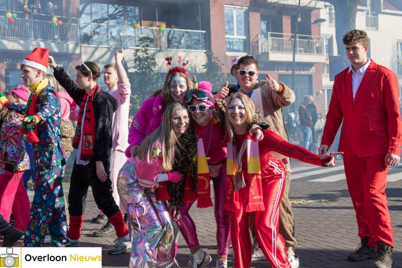 vrolijke-carnavalsoptocht-brengt-kleur-en-vreugde-02-03-2025-116-standard.jpg