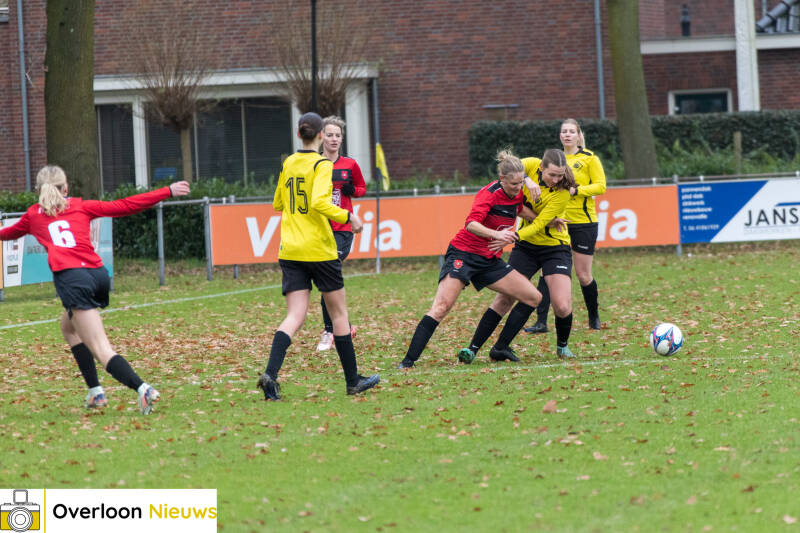 vrouwenteams-sss-18-en-vv-baarlo-strijden-in-kwartfinale-bekercompetitie-15-12-2024-09-standard.jpg