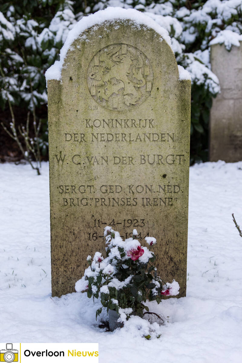 winterse-sneeuw-bedekt-war-cemetery-02-01-2026-15-standard.jpg